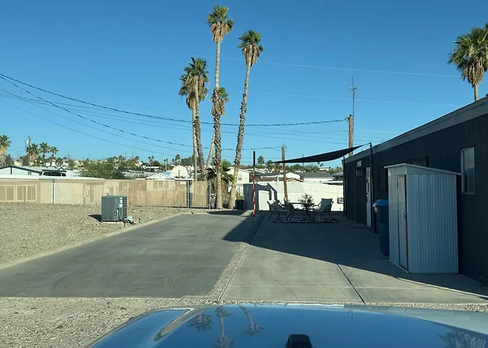 3 Bedroom Havasu House- Boat & Pet-friendly Holiday home *